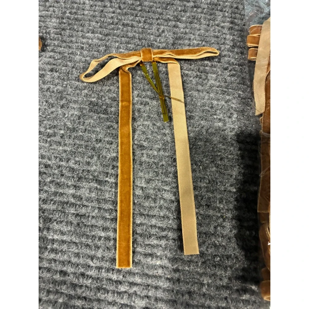 Korlon 30 Pcs Velvet Christmas Bows Caramel Tan Gold Twist Tie Tree Ornaments